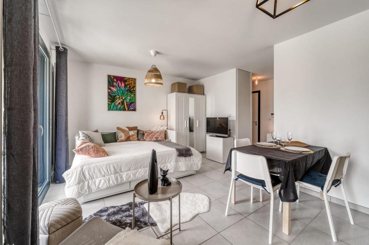 Emergence - Beautiful Studio For 2 People Balcony And Garage アヌシー エクステリア 写真